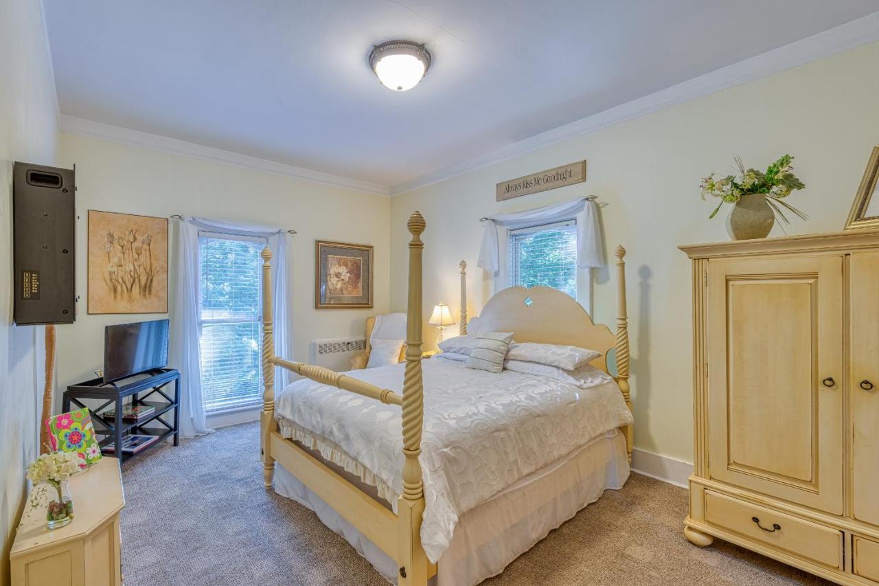 Monroe Manor Inn South Haven Bagian luar foto