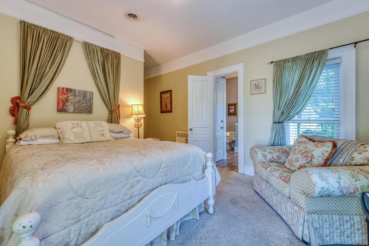 Monroe Manor Inn South Haven Bagian luar foto