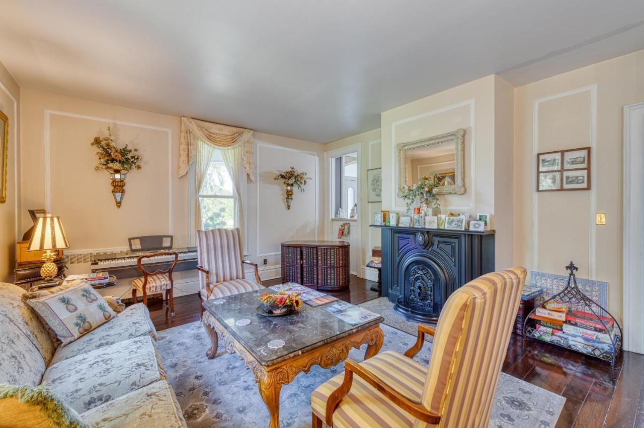 Monroe Manor Inn South Haven Bagian luar foto