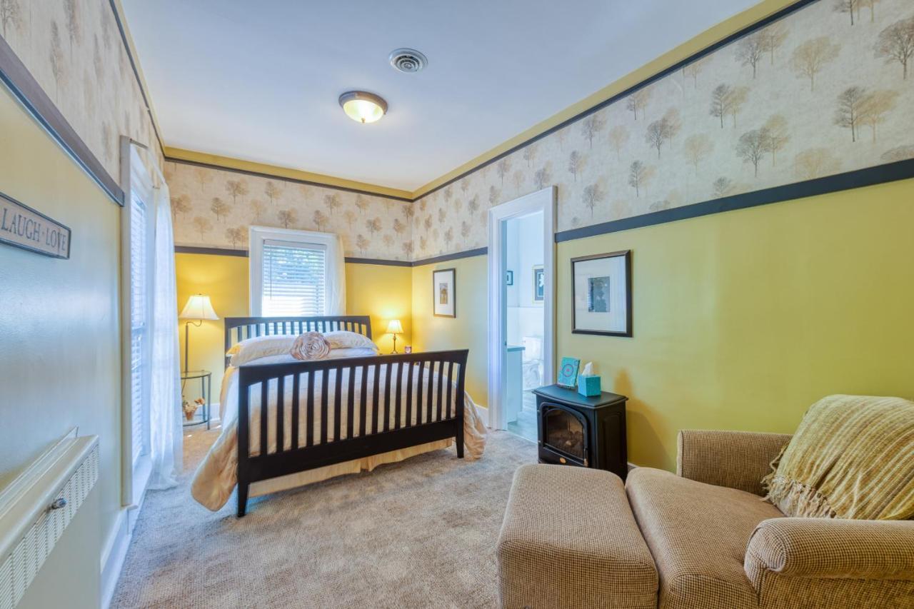 Monroe Manor Inn South Haven Bagian luar foto